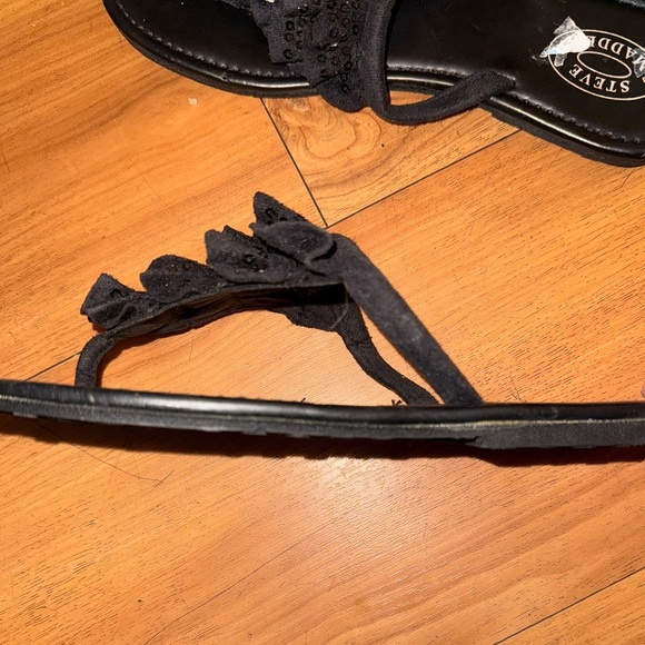 Steve Madden  Black Lola fabric Ruffle Embellished Sequin Thong Sandal". 7-8 - Picture 5 of 8